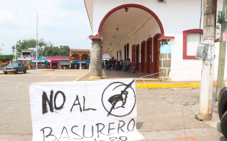 Centro de Transferencia : Vecinos de Amatlán de los Reyes protestan contra  proyecto de basurero - El Sol de Córdoba | Noticias Locales, Policiacas,  sobre México, Veracruz y el Mundo
