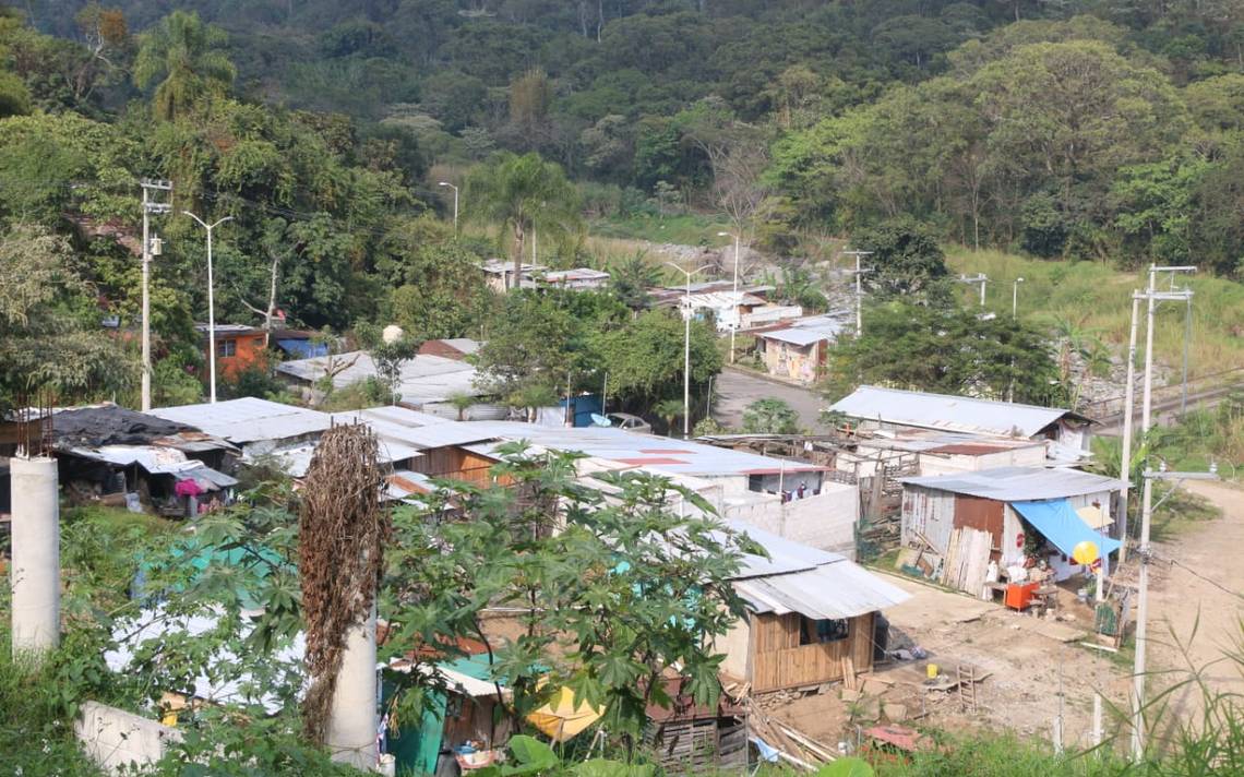 Se instruye a residentes locales de la ciudad a hervir agua